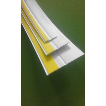 Hajlítható műanyag takaróléc 50 mm